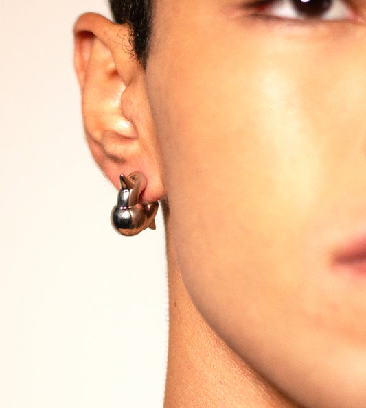 Brinco Stud Unitário - Pintura Off White