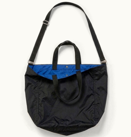 Bolsa Minimal Azul e Preta - Nylon